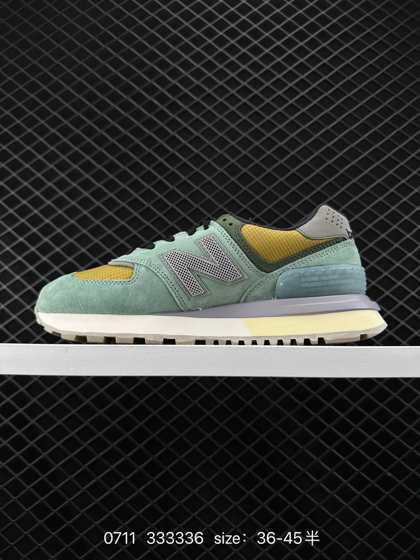 New Balance M5740